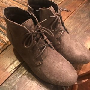 Very Cute ankle boots